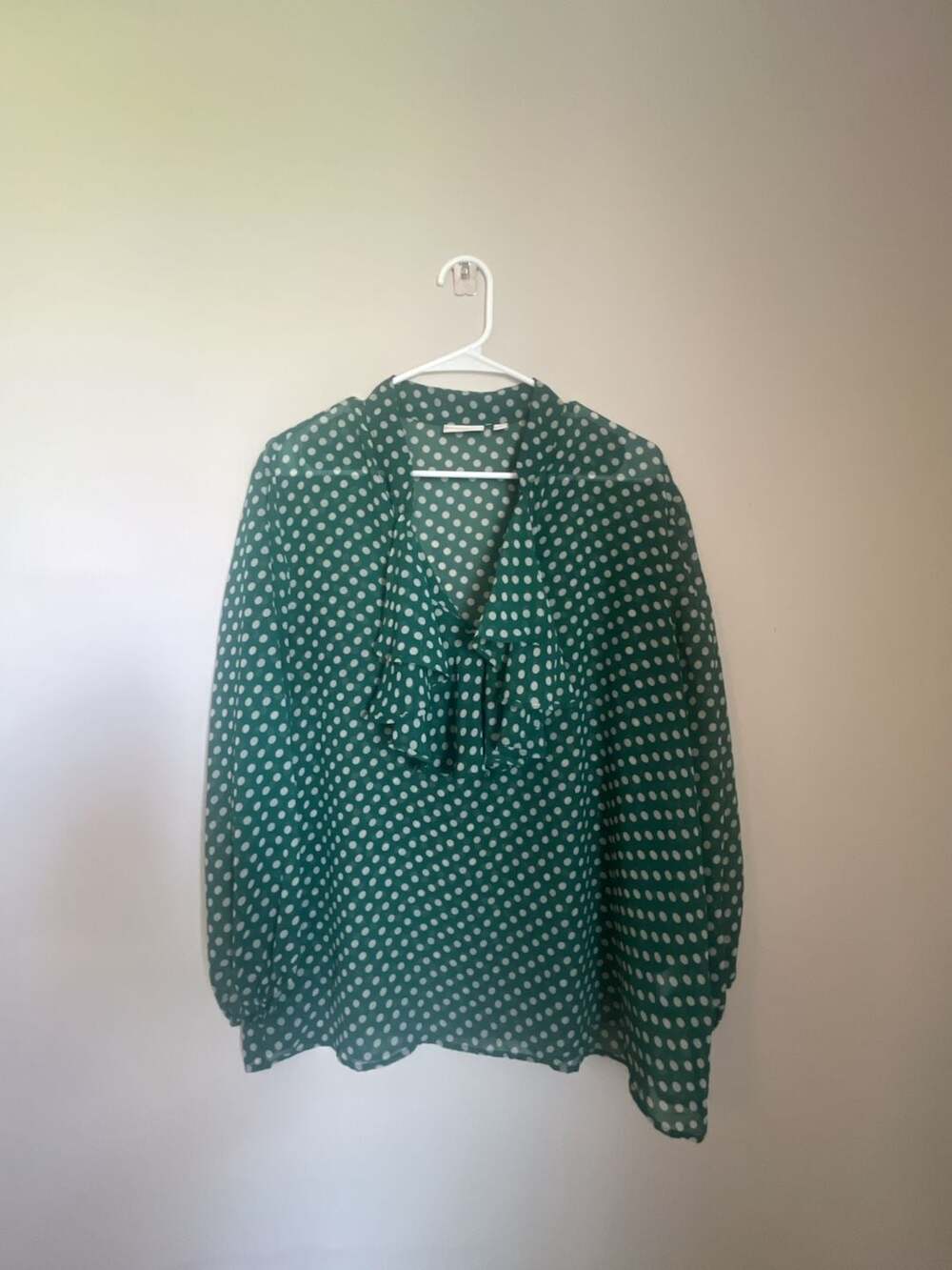Eva Mendes New York & Company Green Polka Dot Ruffle Blouse XL